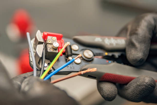 Best 24-Hour Electrician  in Vernonia, OR